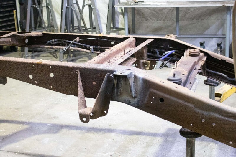 RustBuster RB7042 97-03 fits Ford F-150 All Cab/Bed Configurations Front Bed Mount