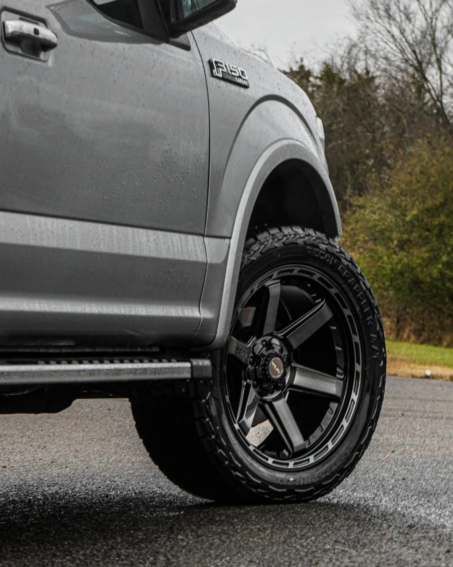 4PLAY 4P63-22100-6D55-18BBT Gen3 22x10 6x135mm & 6x5.5" -18et in Brushed Black