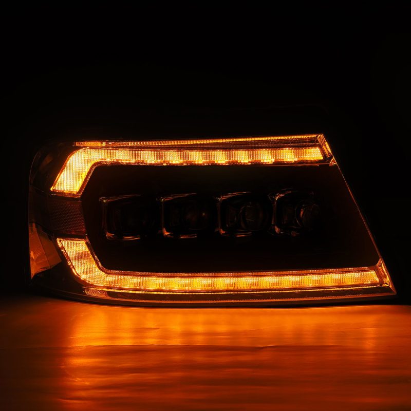 AlphaRex 880128 fits Ford 04-08 F-150 (No 2004 Heritage) NOVA-Series LED Proj H