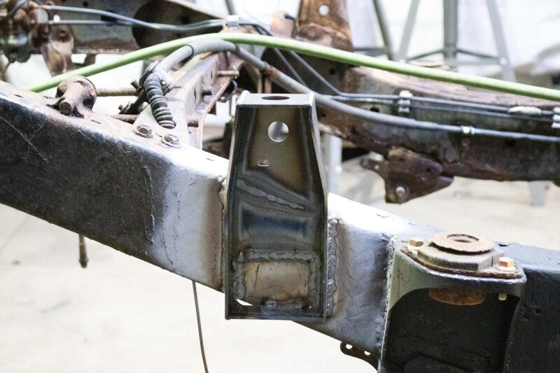 RustBuster RB7124 Rust Buster 95-04 fits Toyota Tacoma Double Cab Front Bed Mount