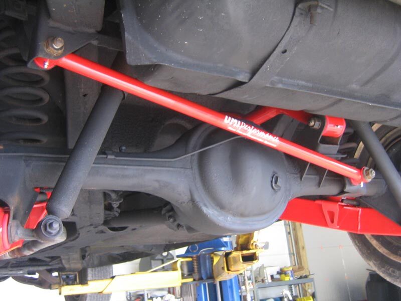 UMI Performance 3653-B 59-64 fits GM B-Body Non-Adjustable Panhard Bar