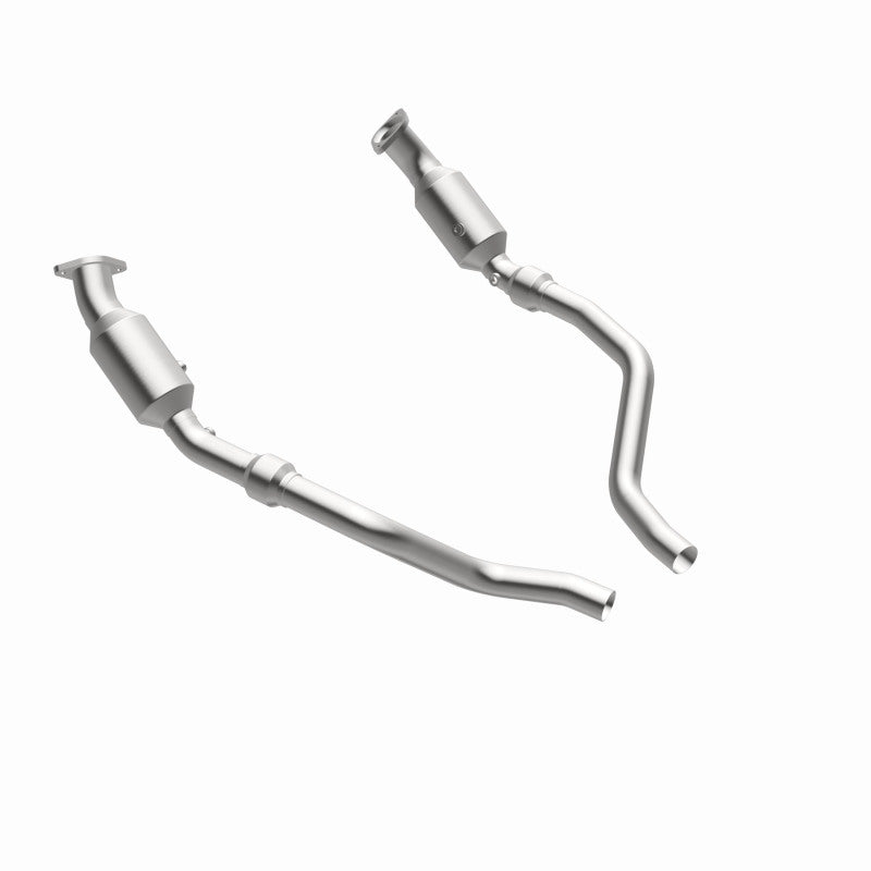 MagnaFlow 16421 Conv D/F 05- 300C/Magnum 5.7 w/cats