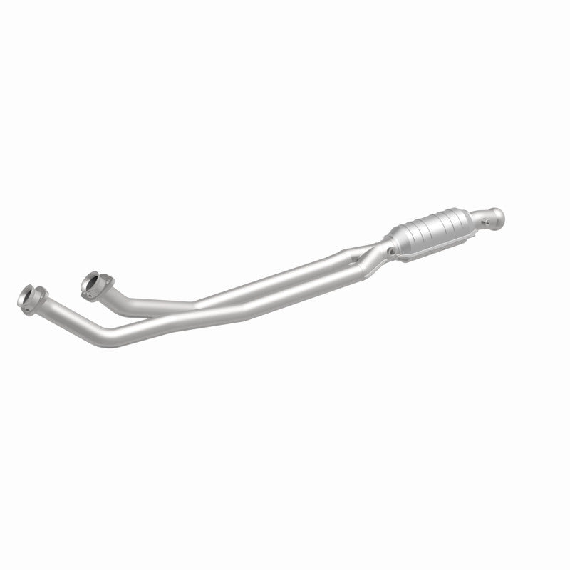 MagnaFlow 23954 Conv fits Volvo 6.5X4 2/2.5