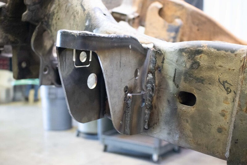 RustBuster RB7808R Front Cab Mount Left Side