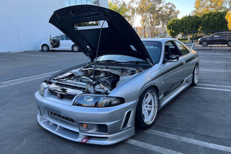 GReddy 44881123 DRY CARBON 400R TYPE HOOD R33