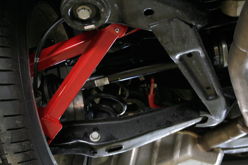 UMI Performance 2515-B 08-09 fits Pontiac G8 10-14 Camaro Trailing Arms