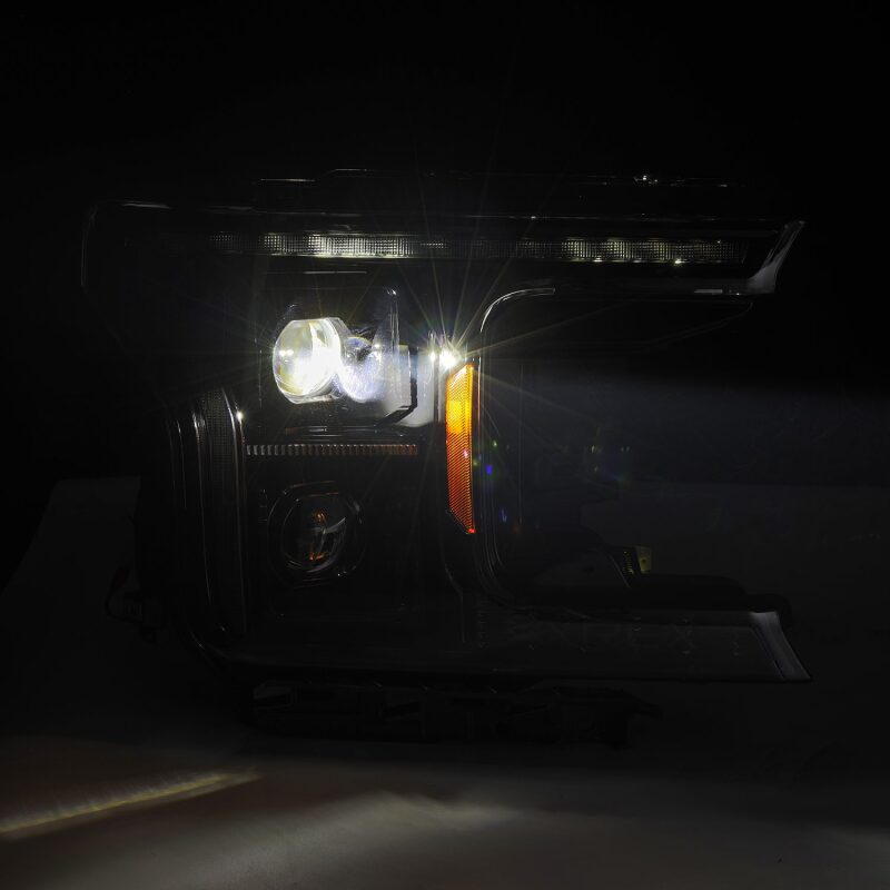 AlphaRex 880251 18-20 fits Ford F-150 (Req. Conv F150 w/LED) LUXX LED Proj HL