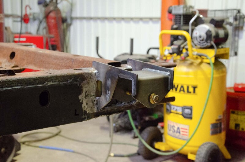 RustBuster RB7721 Rear Leaf Spring Mount