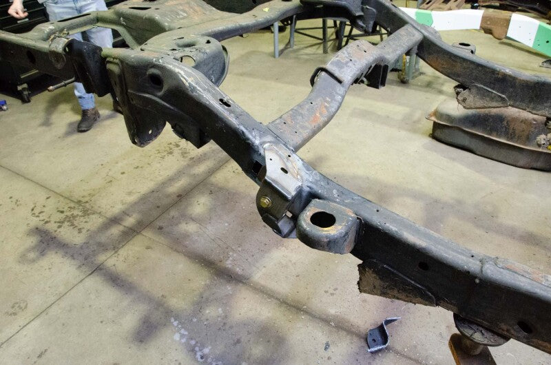 RustBuster RB7429R 00-20 fits Chevy Tahoe/fits Suburban Upper Control Arm Mount - Right