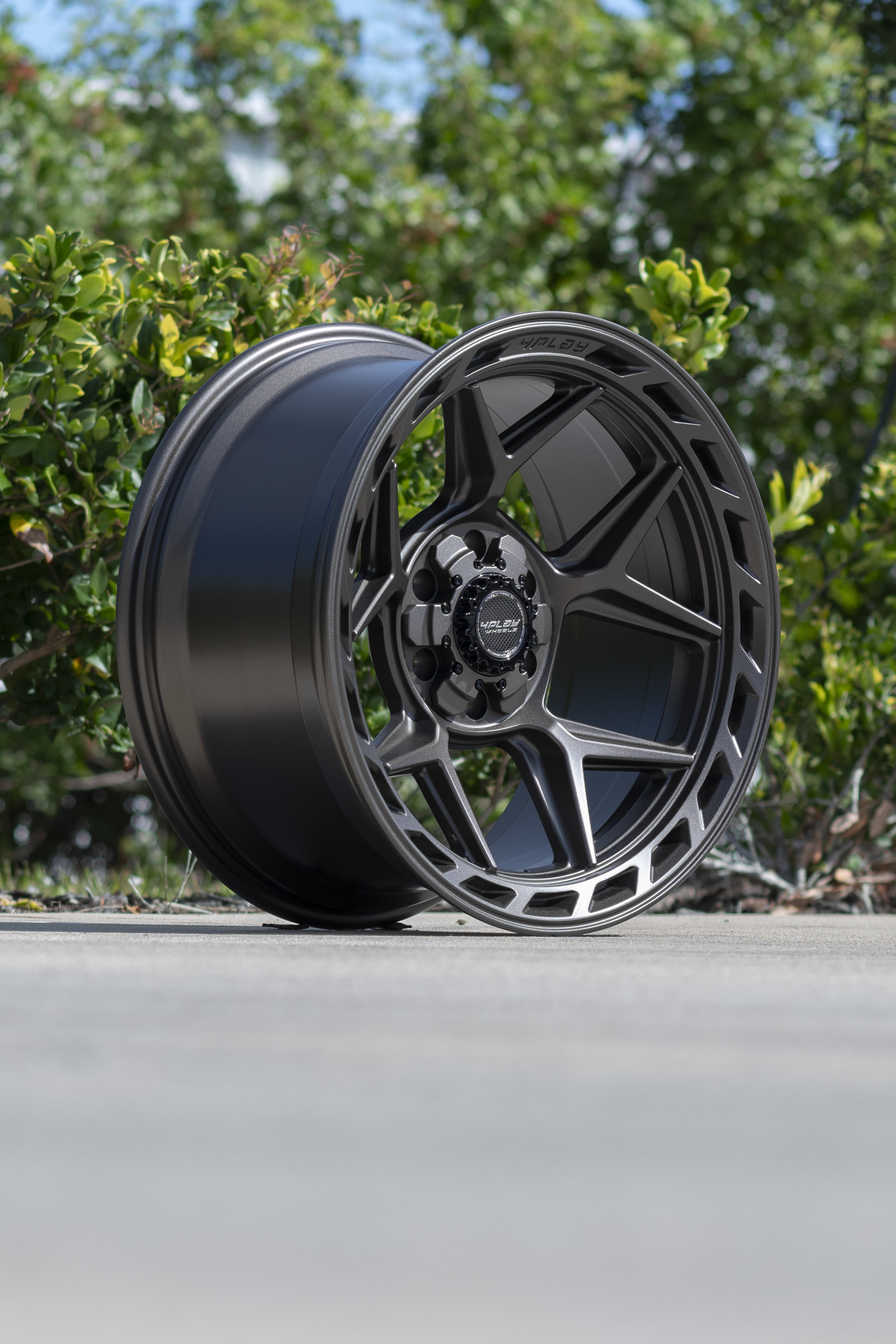 4PLAY 4P55-22100-6D55-18BR Gen3 22x10 6x135mm & 6x5.5" -18et in Bronze
