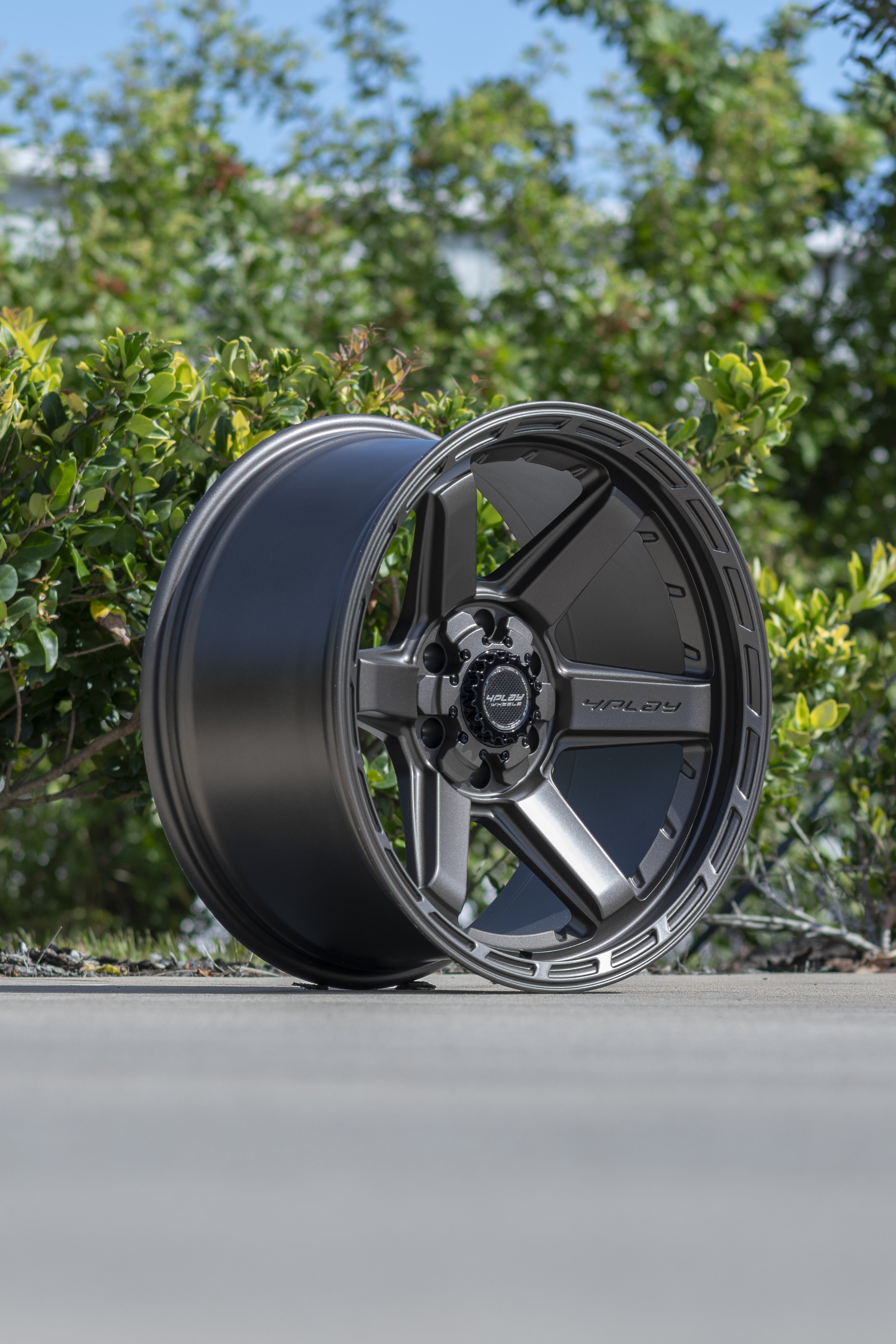 4PLAY 4P63-22100-6D55-18BR Gen3 22x10 6x135mm & 6x5.5" -18et in Bronze