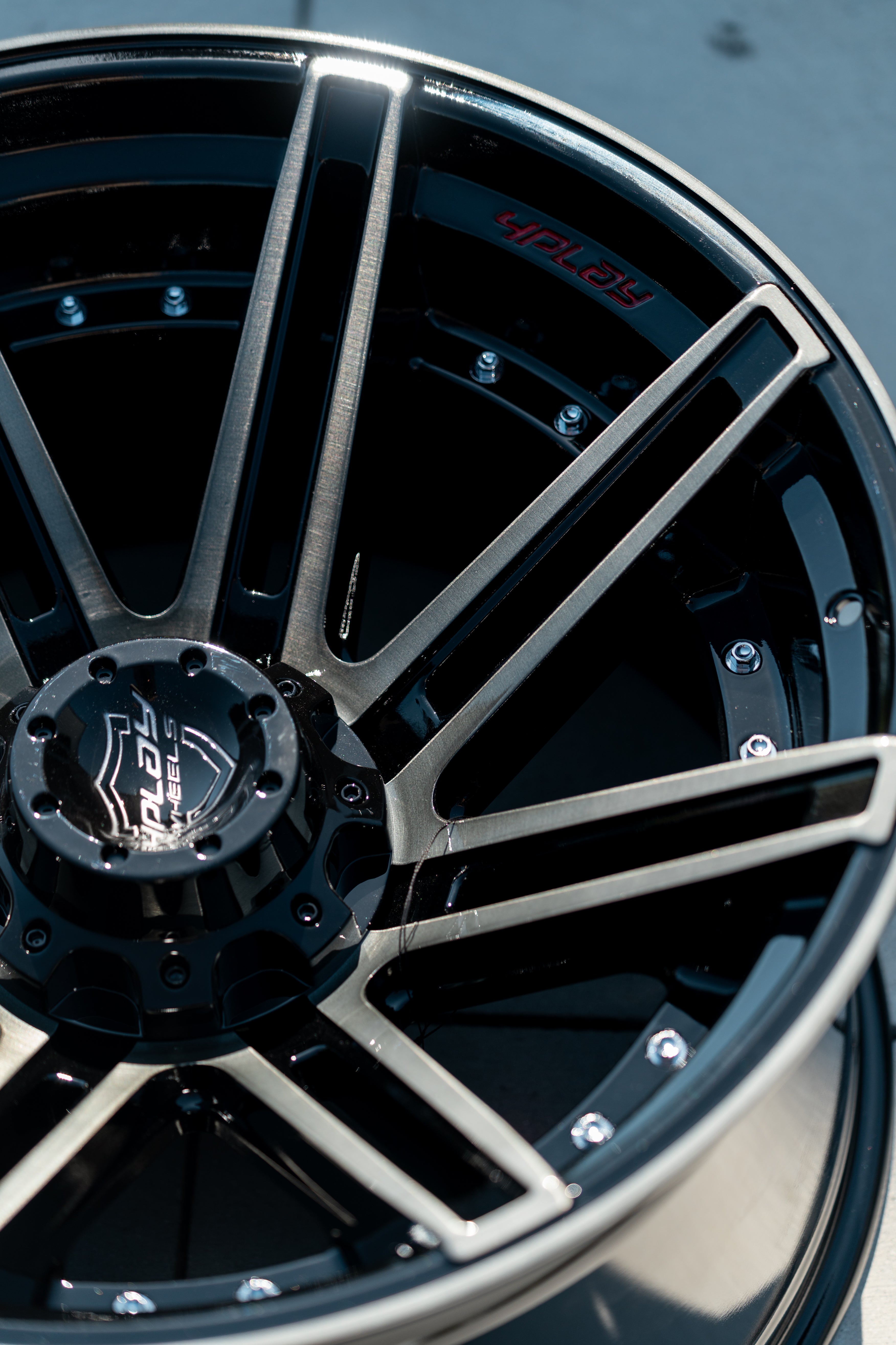 4PLAY 4P08-20100-6D55-18BBT Gen2 20x10 6x135mm & 6x5.5" -18et in Brushed Black