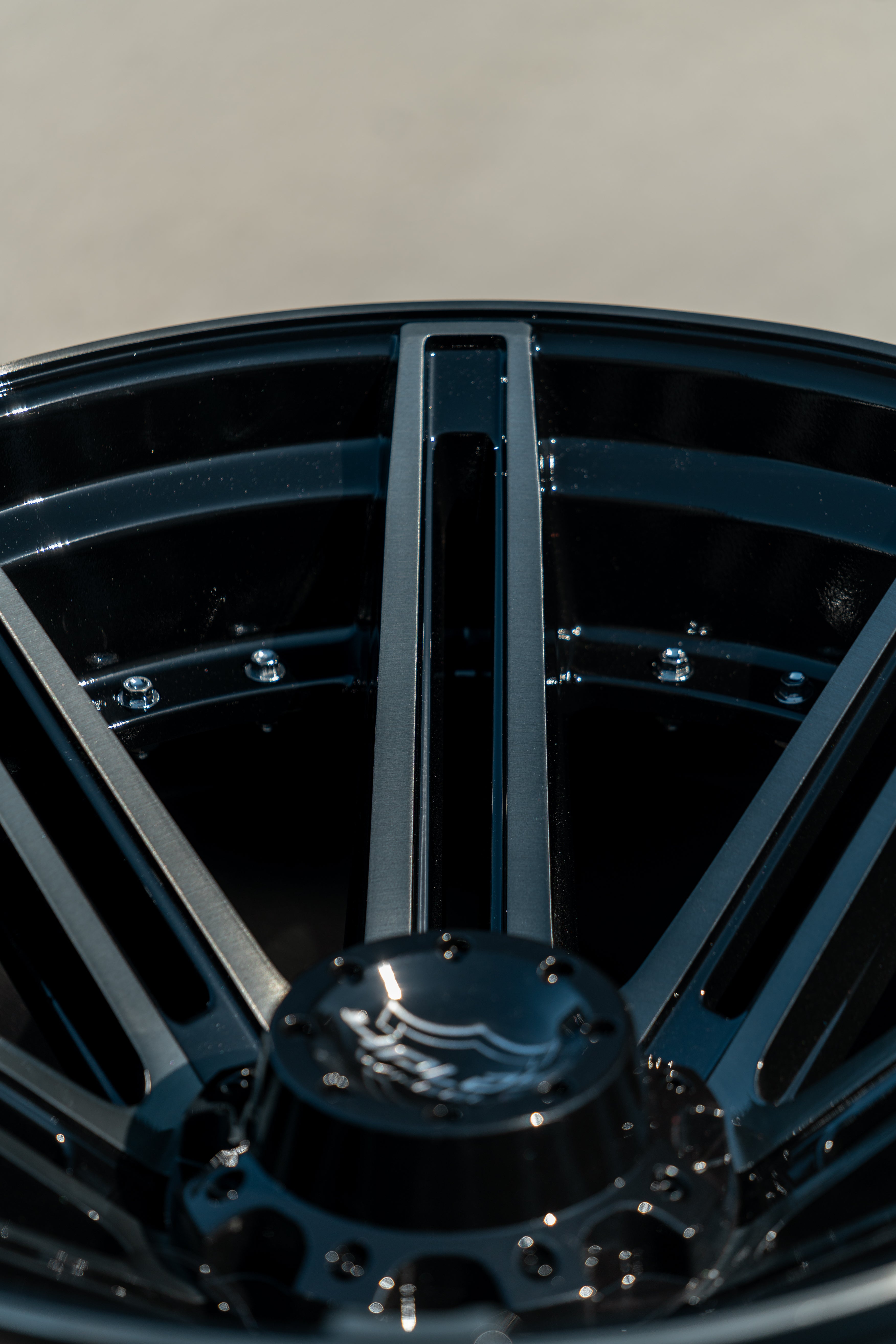 4PLAY 4P08-20100-6D55-18BBT Gen2 20x10 6x135mm & 6x5.5" -18et in Brushed Black
