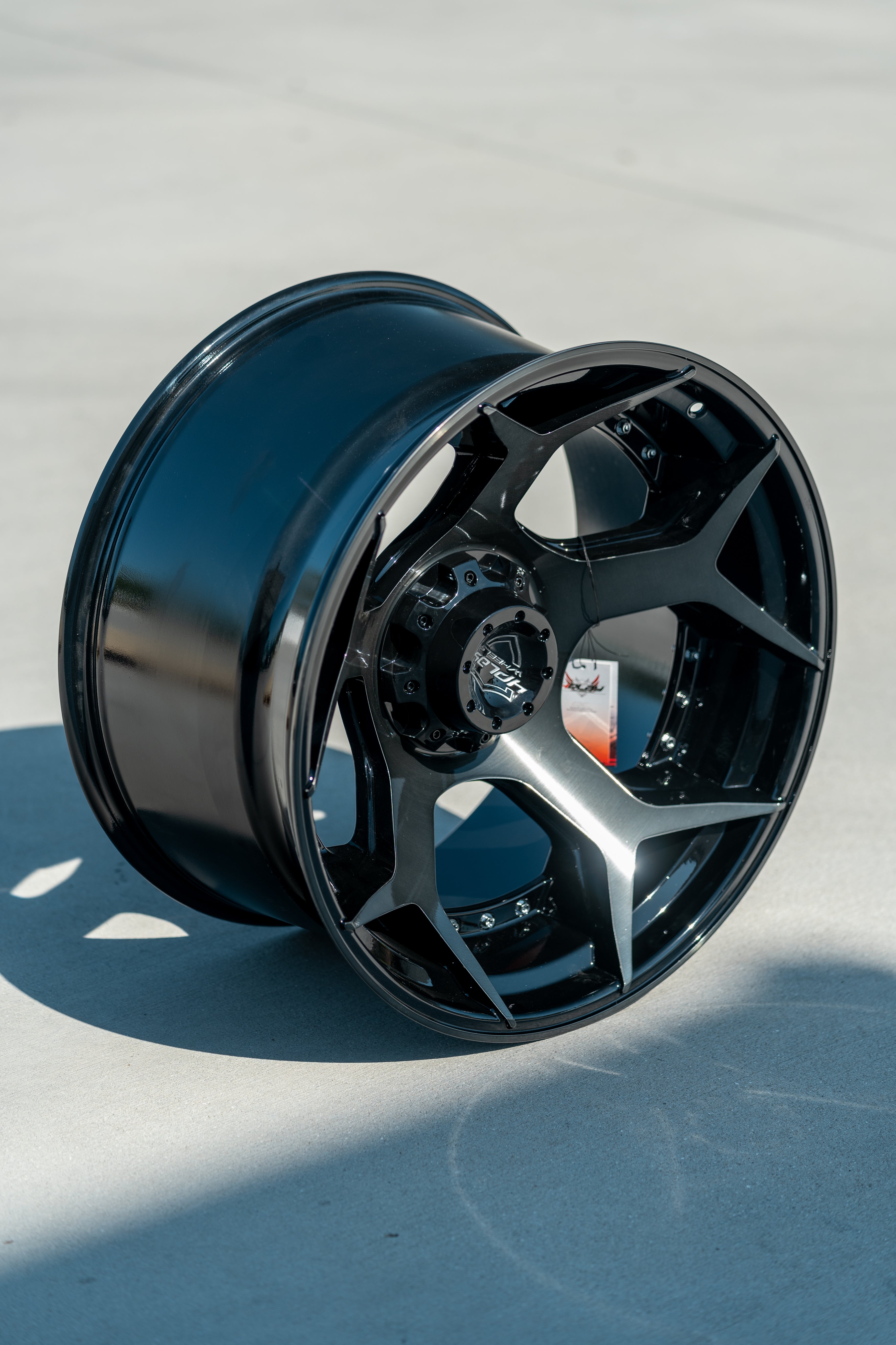 4PLAY 4P50-20100-8170-24BBT 20x10 Wheel fits Ford 4P50 Brushed Black Rim