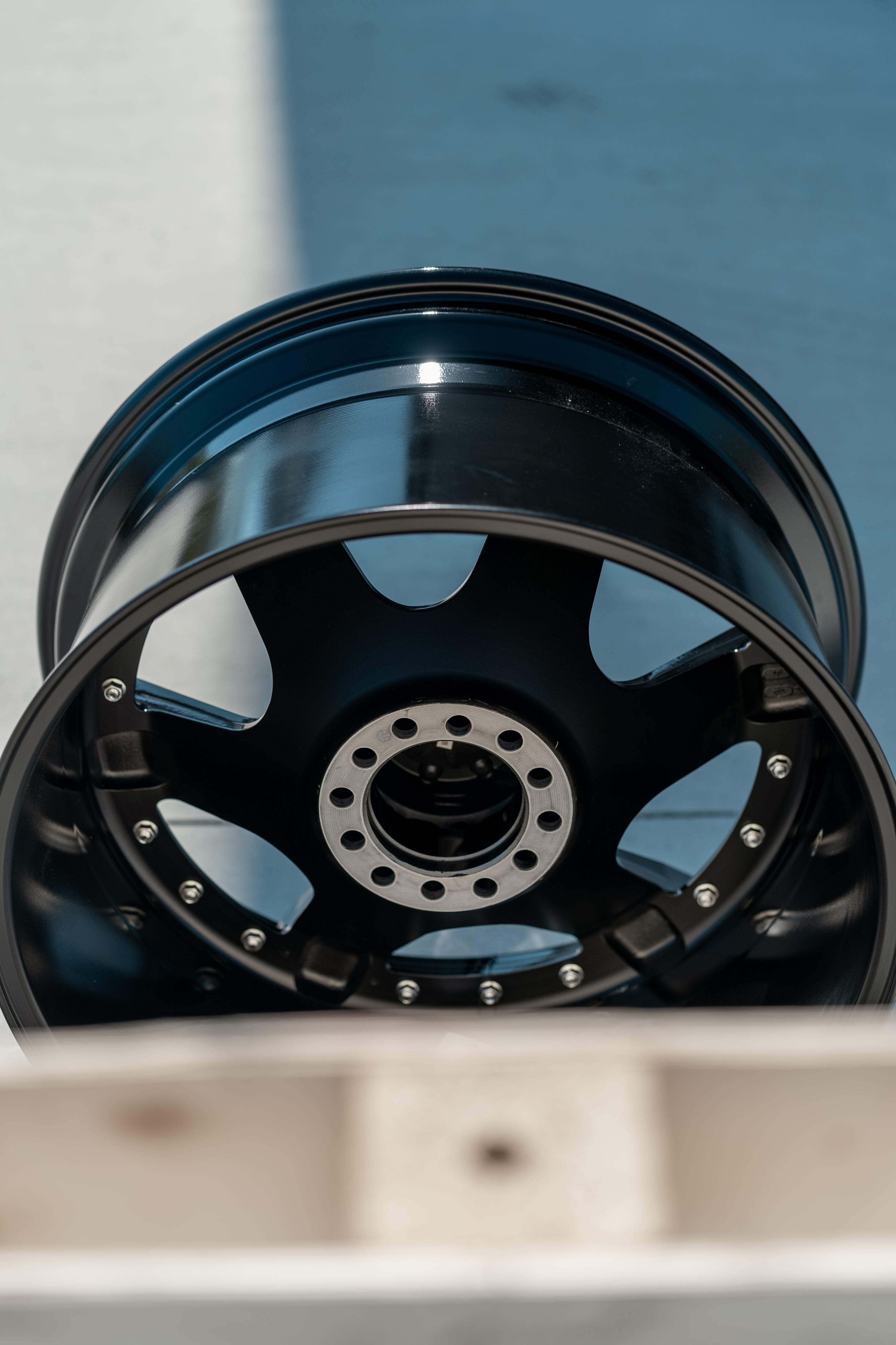4PLAY 4P60-22120-8170-44BBT 22x12 Wheel fits Ford 4P60 Brushed Black Rim