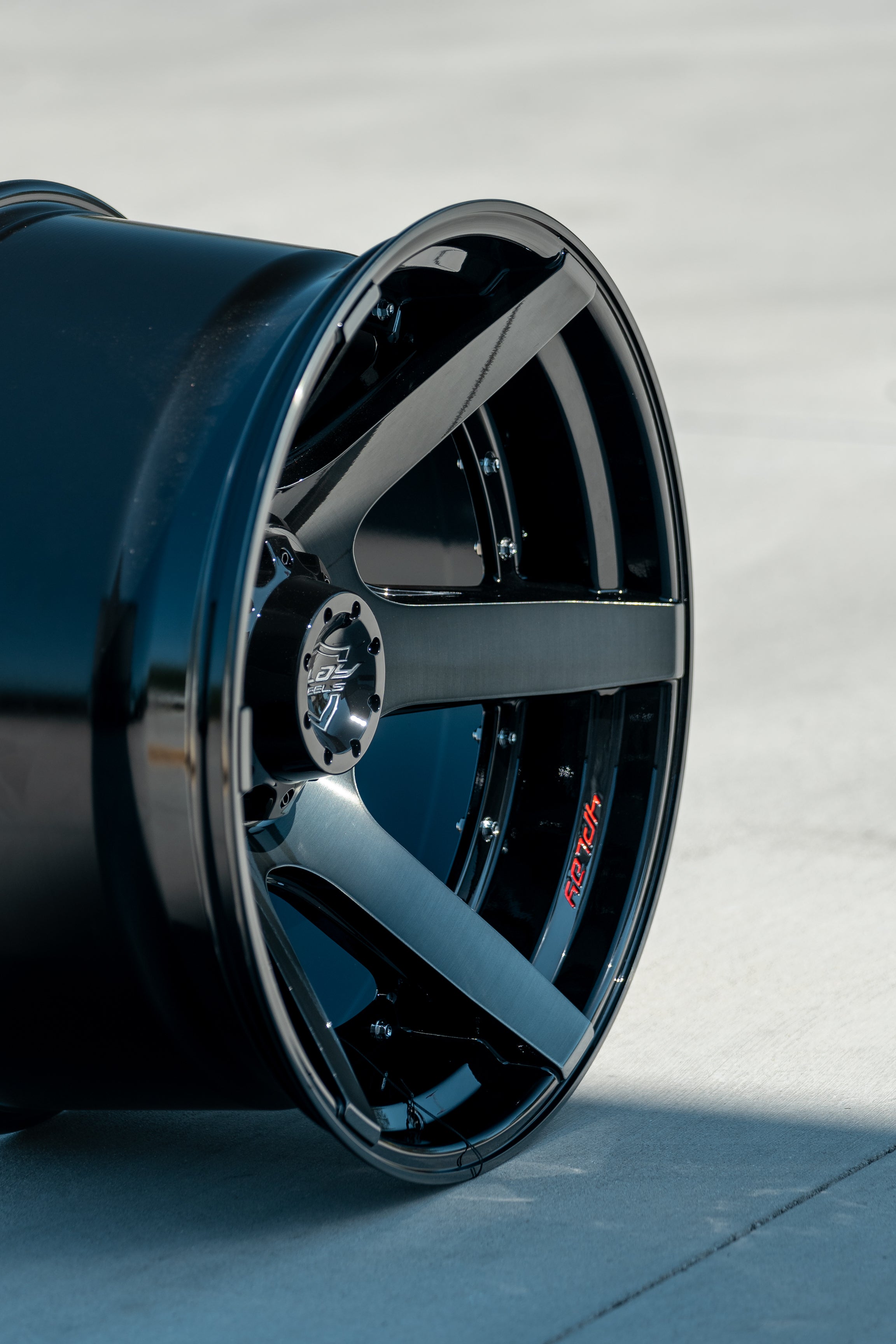 4PLAY 4P60-22100-8650-24BBT 22x10 fits GM-Ford-Dodge-Hummer Brushed Black Rim