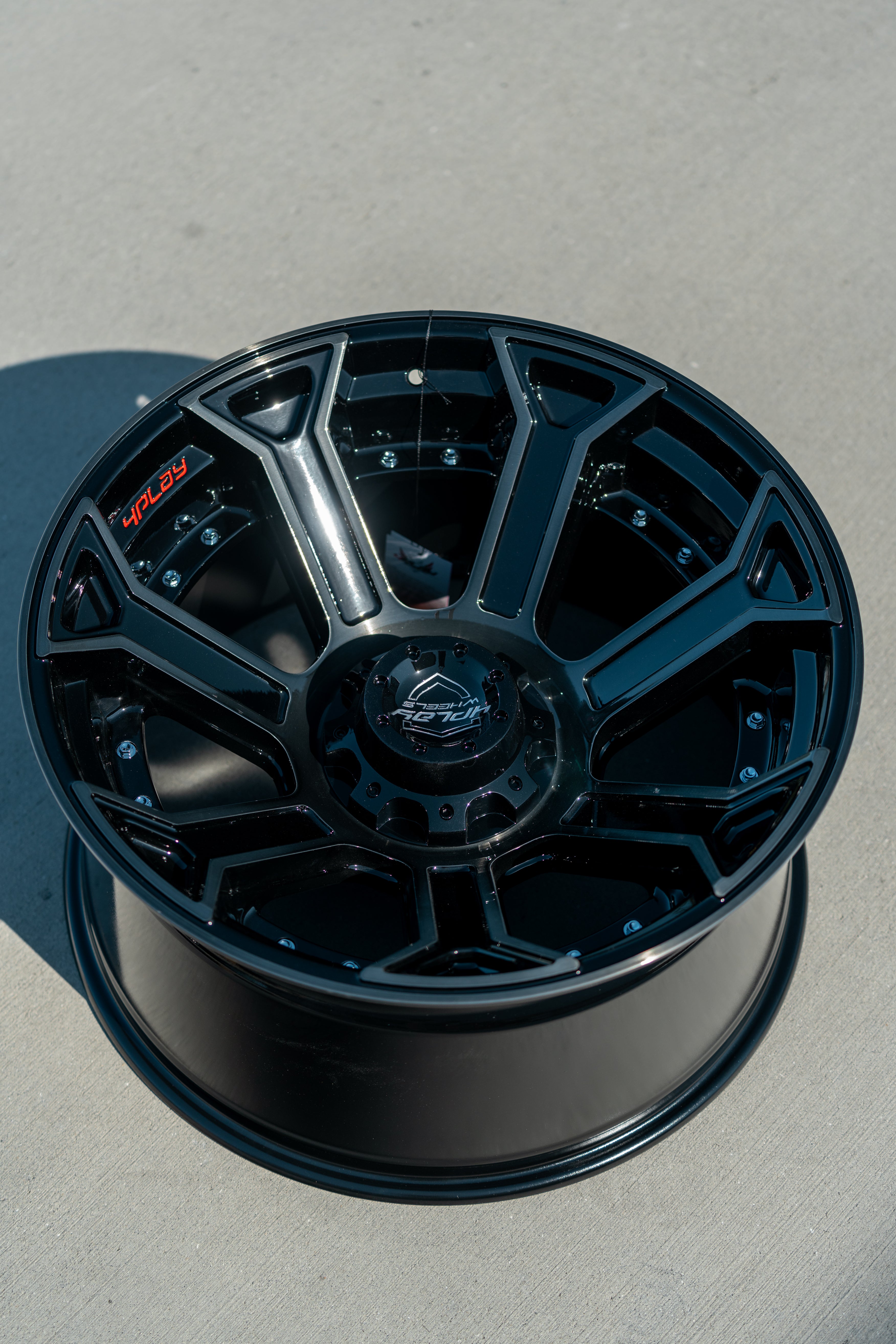 4PLAY 4P70-22120-5D55-44BBT 22x12 fits Ram-Dodge-Jeep-GM-Ford Brushed Black Rim