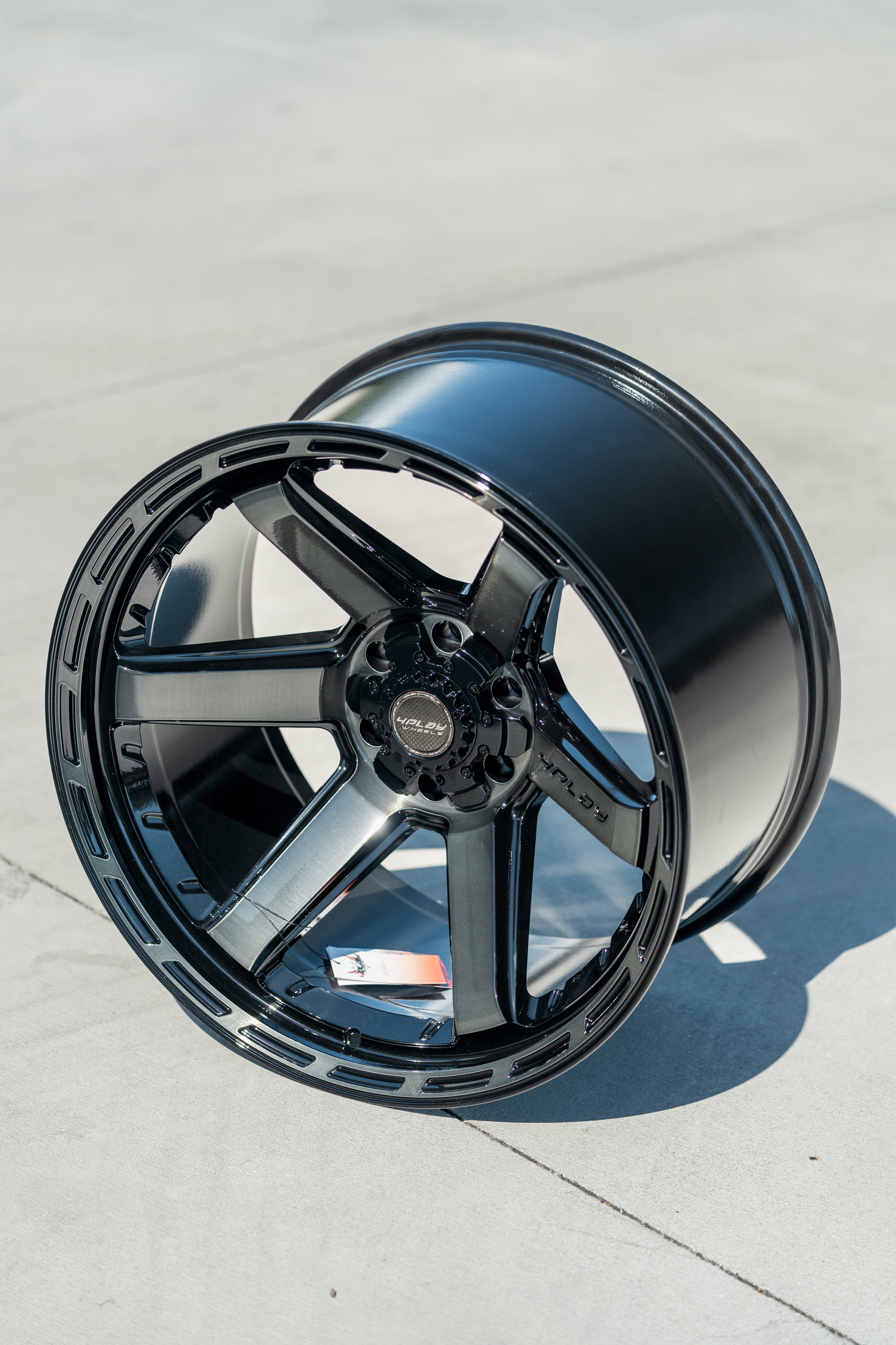 4PLAY 4P63-20100-6D55-18BBT Gen3 20x10 6x135mm & 6x5.5" -18et in Brushed Black