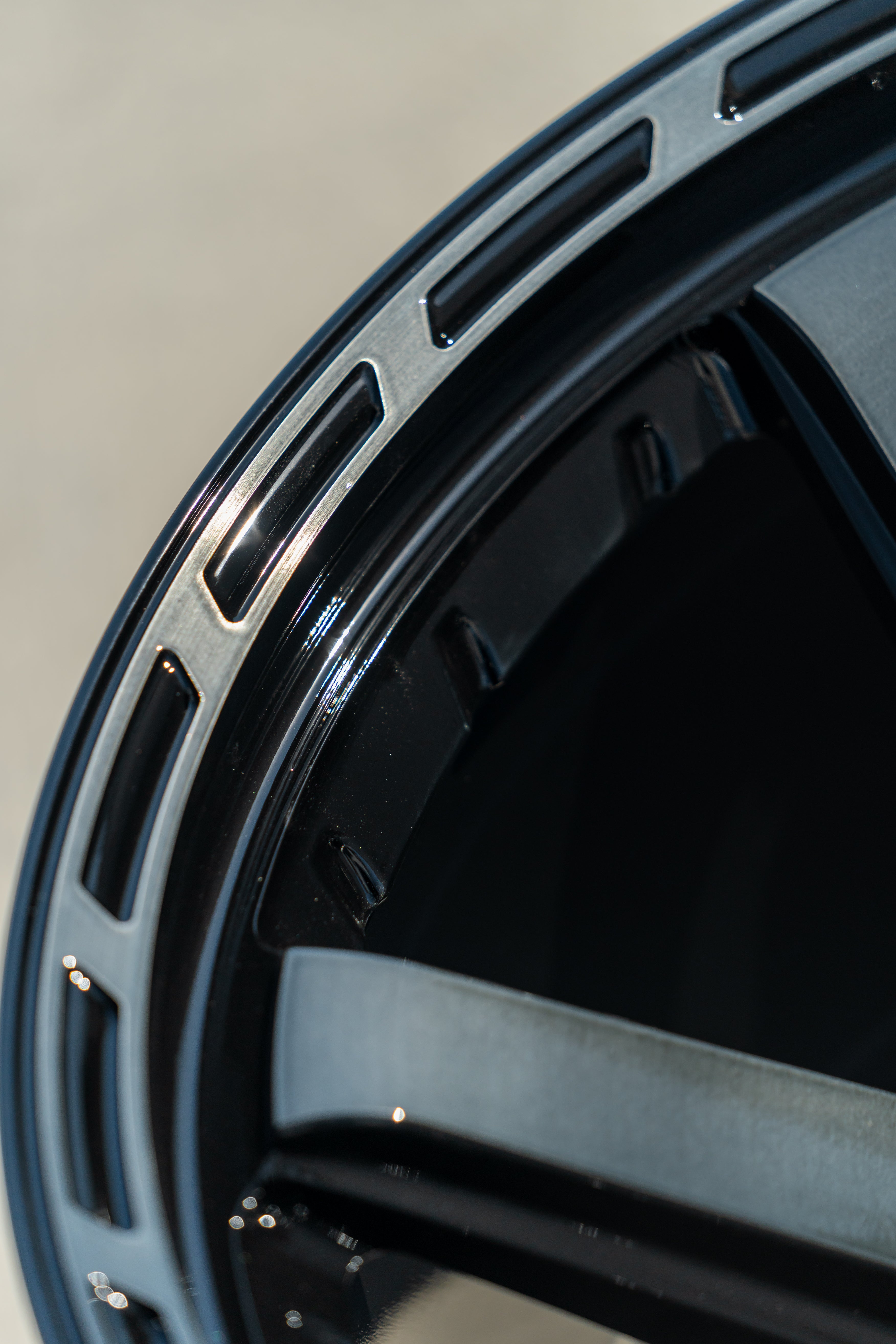 4PLAY 4P63-20100-6D55-18BBT Gen3 20x10 6x135mm & 6x5.5" -18et in Brushed Black