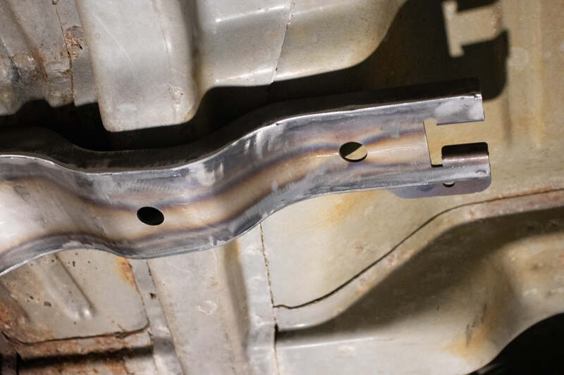 RustBuster RB7411 Tank Support Bracket