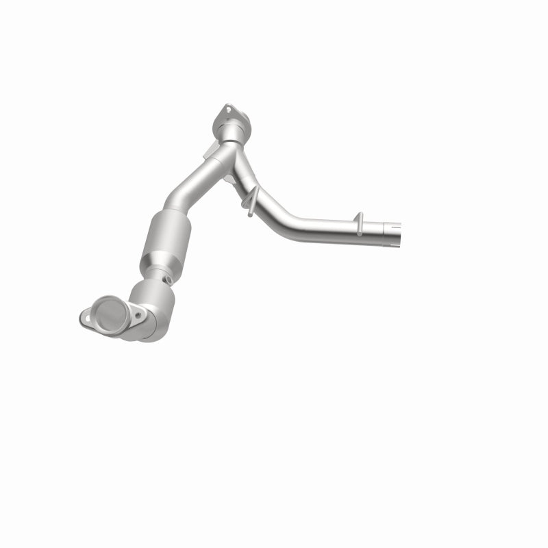 Magnaflow 4583078 03-04 fits Ford Expedition 5.4L Direct Fit Converter