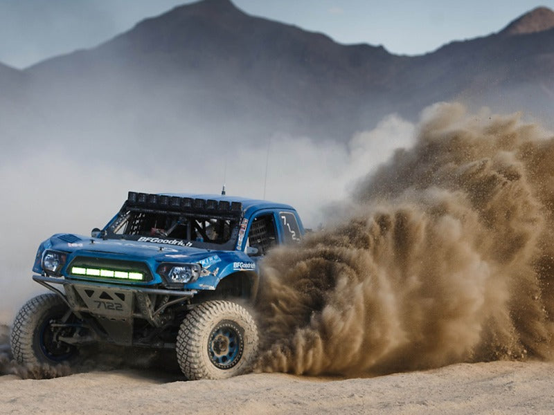 Camburg Toyota Tacoma '05-23 L/T Spring-Under Mounts Shackles & Hardware Kit