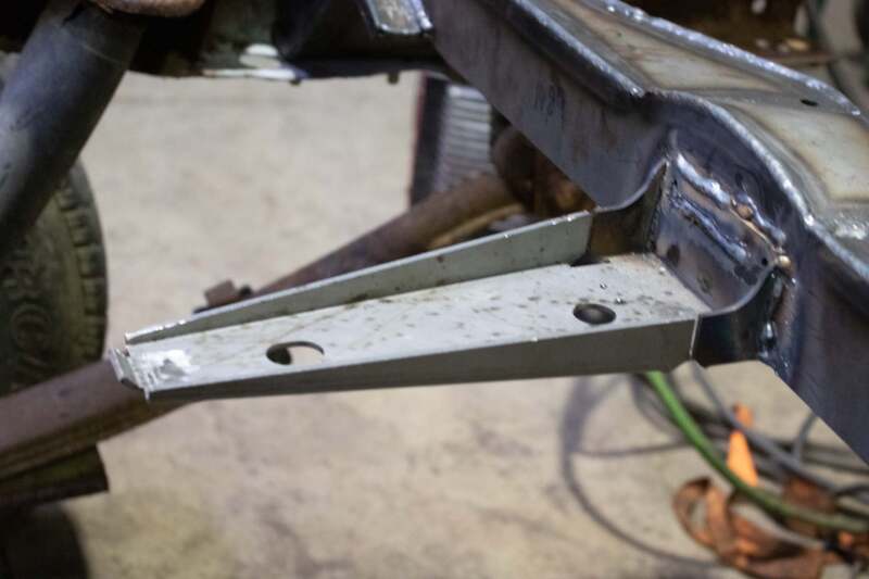 RustBuster RB7610 Spare Tire Crossmember