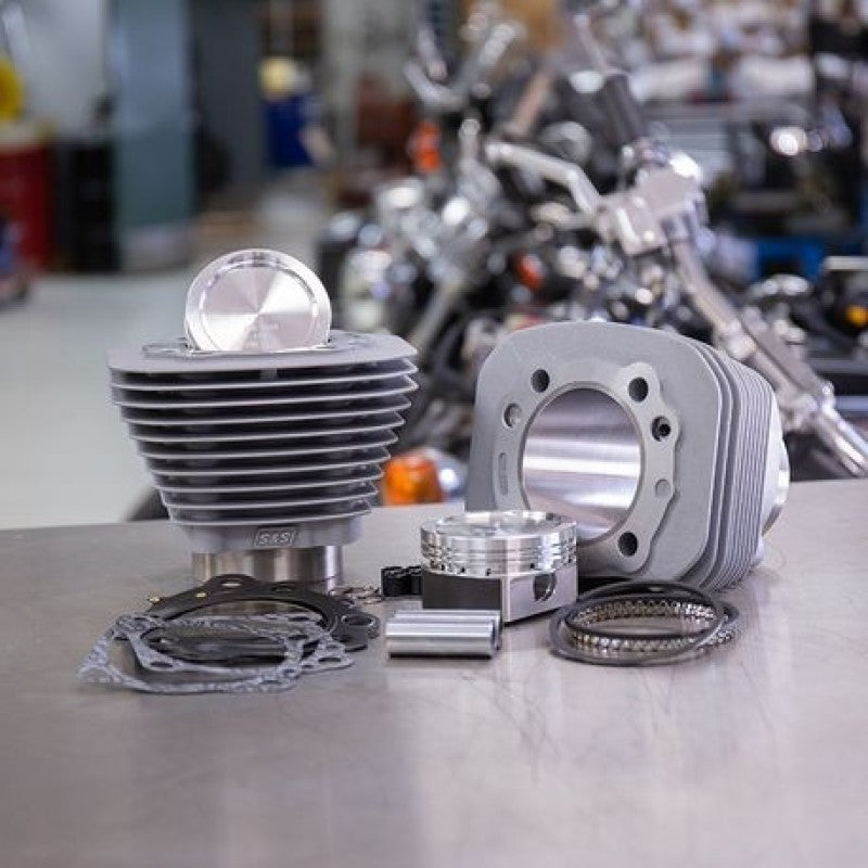 S&S 910-0688 Cycle 86-19 Sportster Models 883 to 1200cc Conversion Kit - Silver