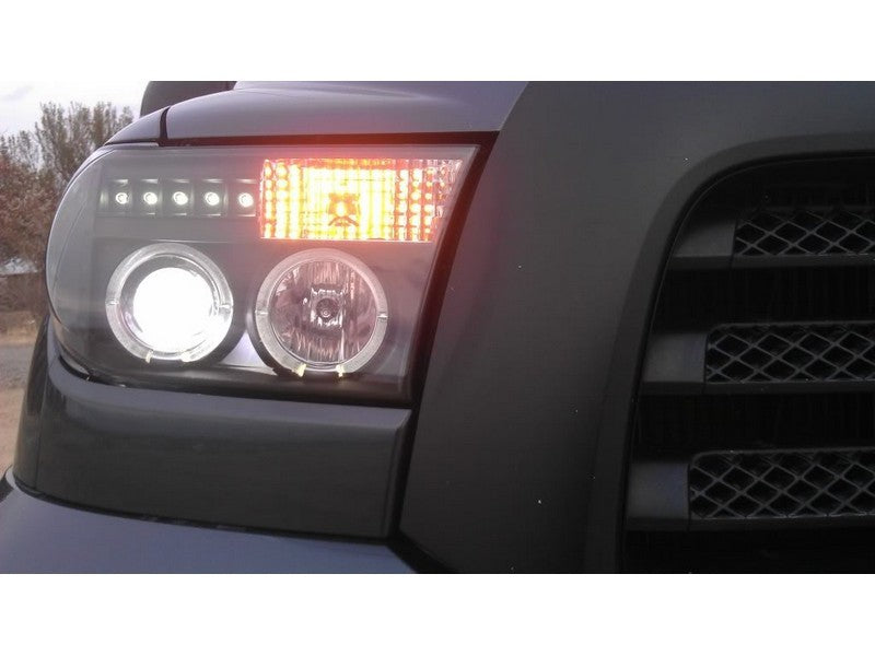 Spyder 5012029 fits Toyota 07-13 Tundra 3 Projector Headlights LED Halo LED Blk