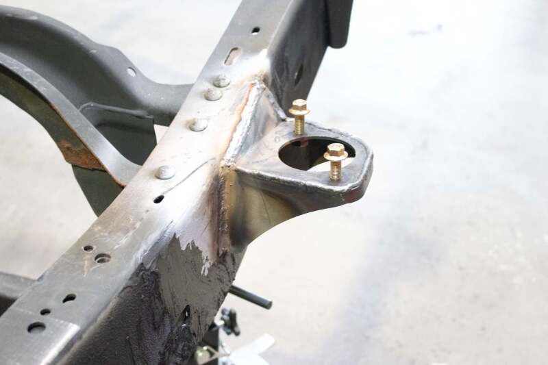 RustBuster RB7137R Rear Cab Mount Right Side
