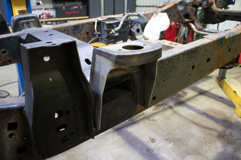 RustBuster RB7033 Rust Buster 09-14 fits Ford F150 Single Cab Rear Cab Mount