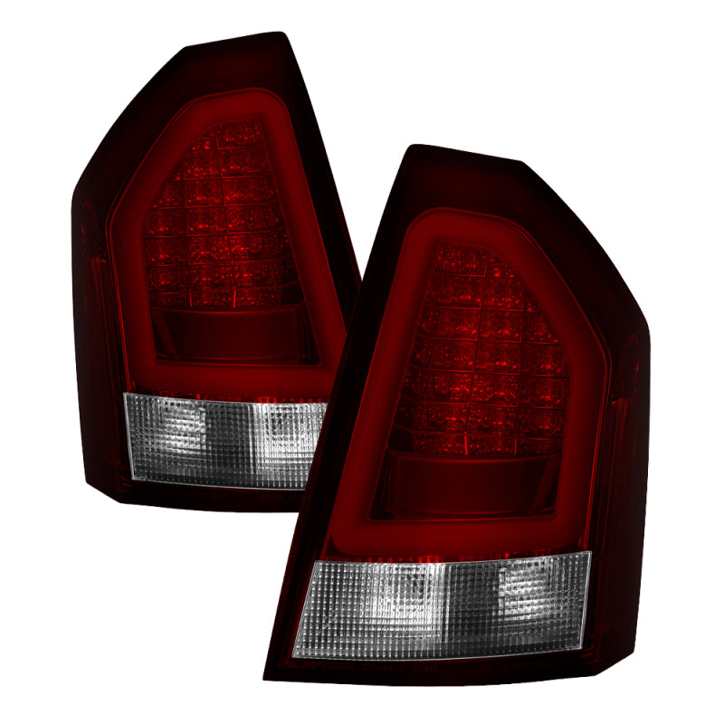 Spyder 5083333 fits Chrysler 05-07 300 V2 Light Bar LED Tail Lights - Red Clear