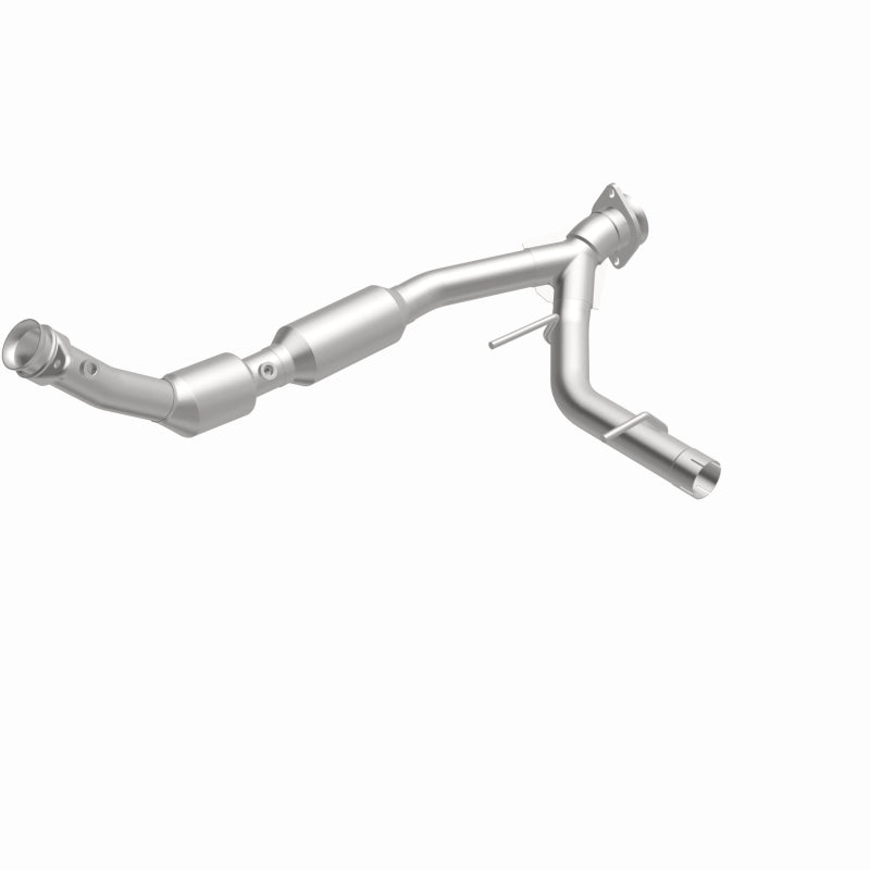 Magnaflow 4583078 03-04 fits Ford Expedition 5.4L Direct Fit Converter