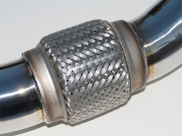 Invidia HS08STIG3T 08-11 STi Hatch / 11 WRX Hatch Dual Q300 Titanium Tip Cat-bac