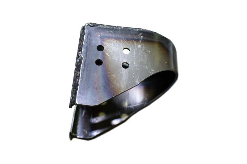 RustBuster RB7416 Rust Buster Avalanche/fits Suburban/Yukon Rear Body Frame Mount