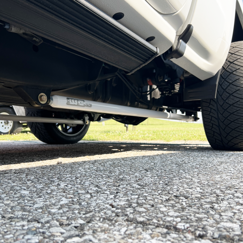 Wehrli WCF100851-BS 11-19 fits Chevy & GMC Duramax RCLB/CCSB/ECSB 60in. Traction Bar Kit - Bengal Silver