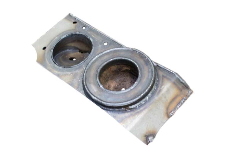 RustBuster RB8418R Rust Buster 1996-2002 fits Toyota 4Runner Rear Upper Coil Spring Bucket & Shock Mount - Right
