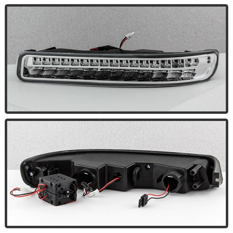 xTune 9029318 99-06 fits GMC Sierra (Excl Denali) Full LED Bumper Lights - Chro