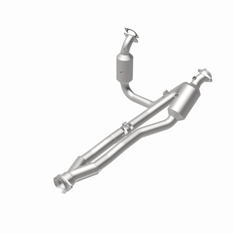 Magnaflow 21-710 Conv DF 2015-2017 Transit-150 V6 3.5 OEM Underbody