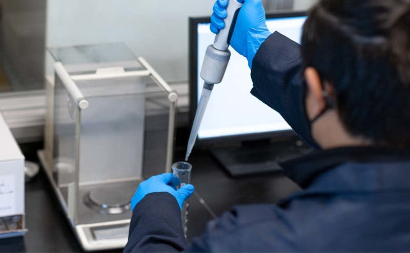 MagnaFlow 441122 Conv DF fits Lincoln 95-97 Continental