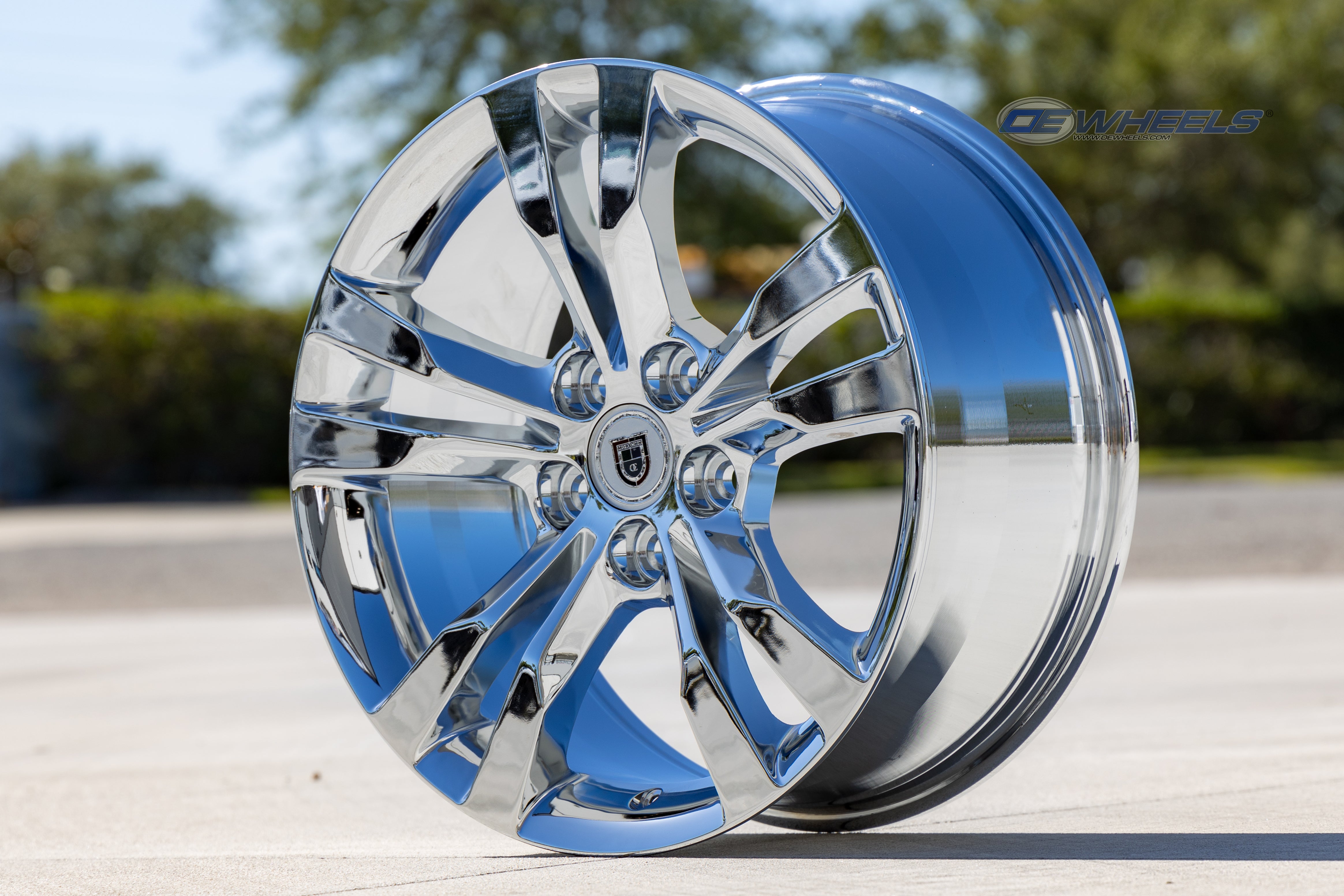 OE Wheels CA15C-18085-5120-32C 18" Replica CA15C fits Cadillac CTS 18x8.5 Chrome