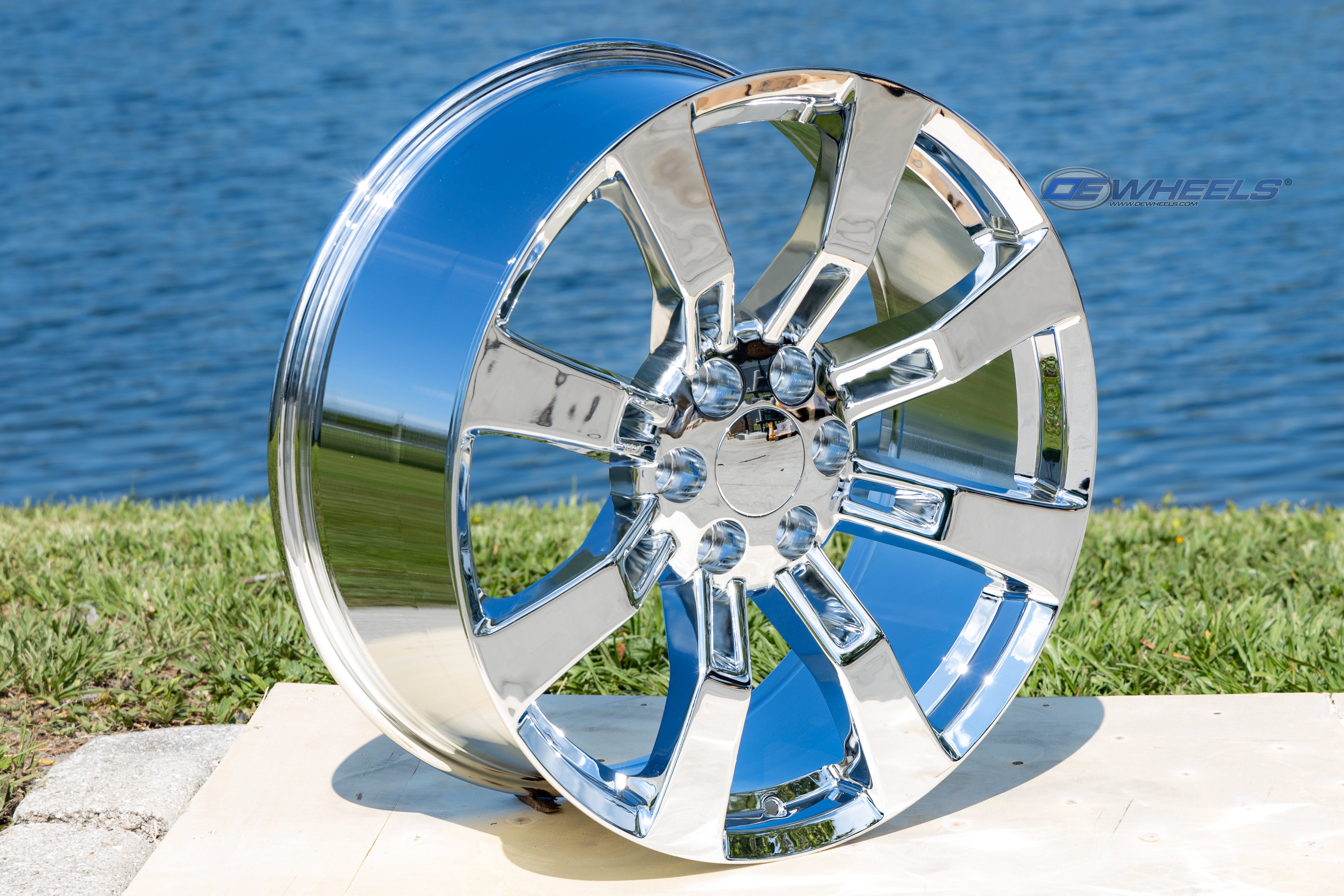 OE Wheels CA82-22090-6550-31C 22" Replica fits Cadillac Escalade 22x9 Chrome