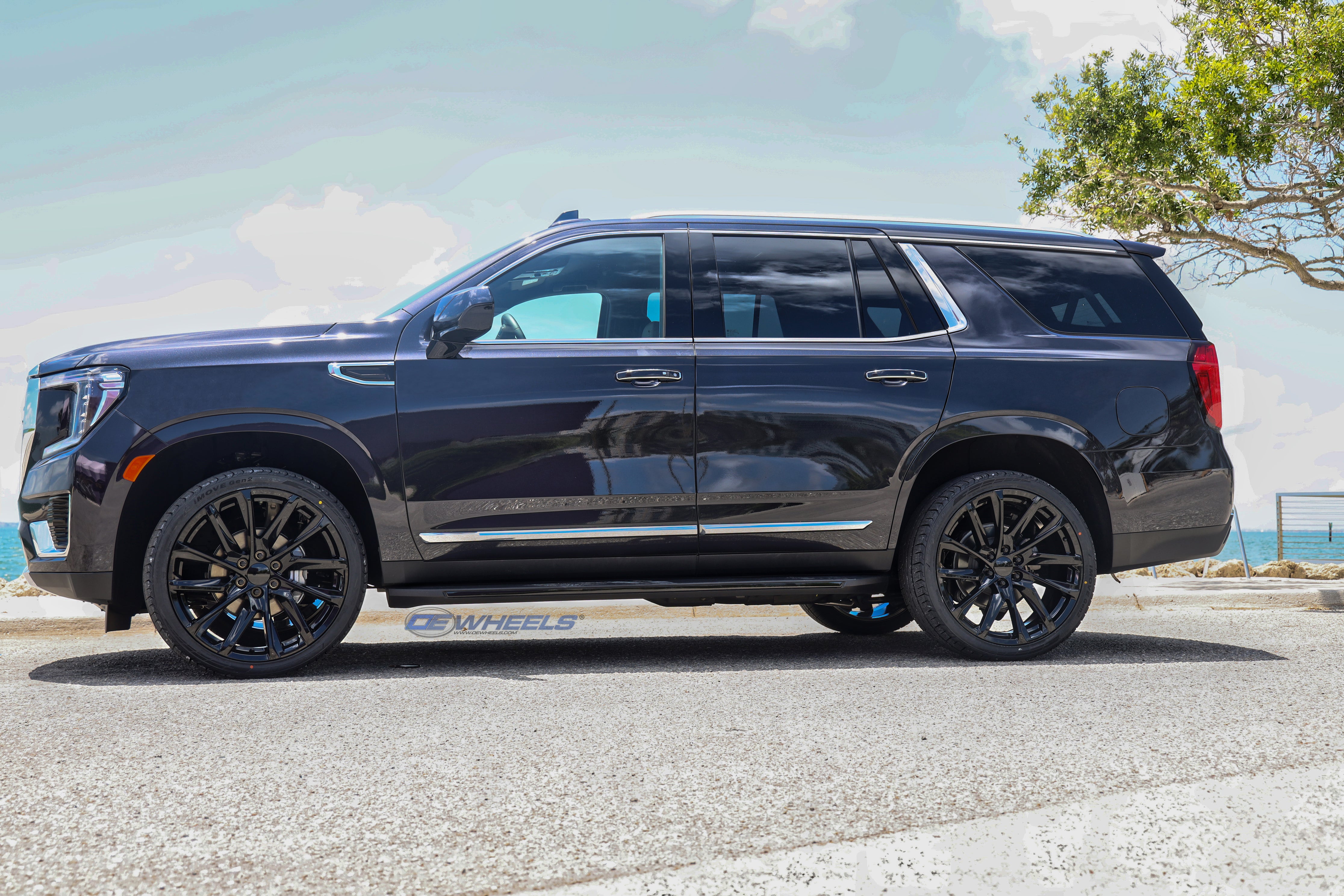 OE Wheels CA90-24100-6550-28B 24" Replica fits Cadillac Escalade Gloss Black