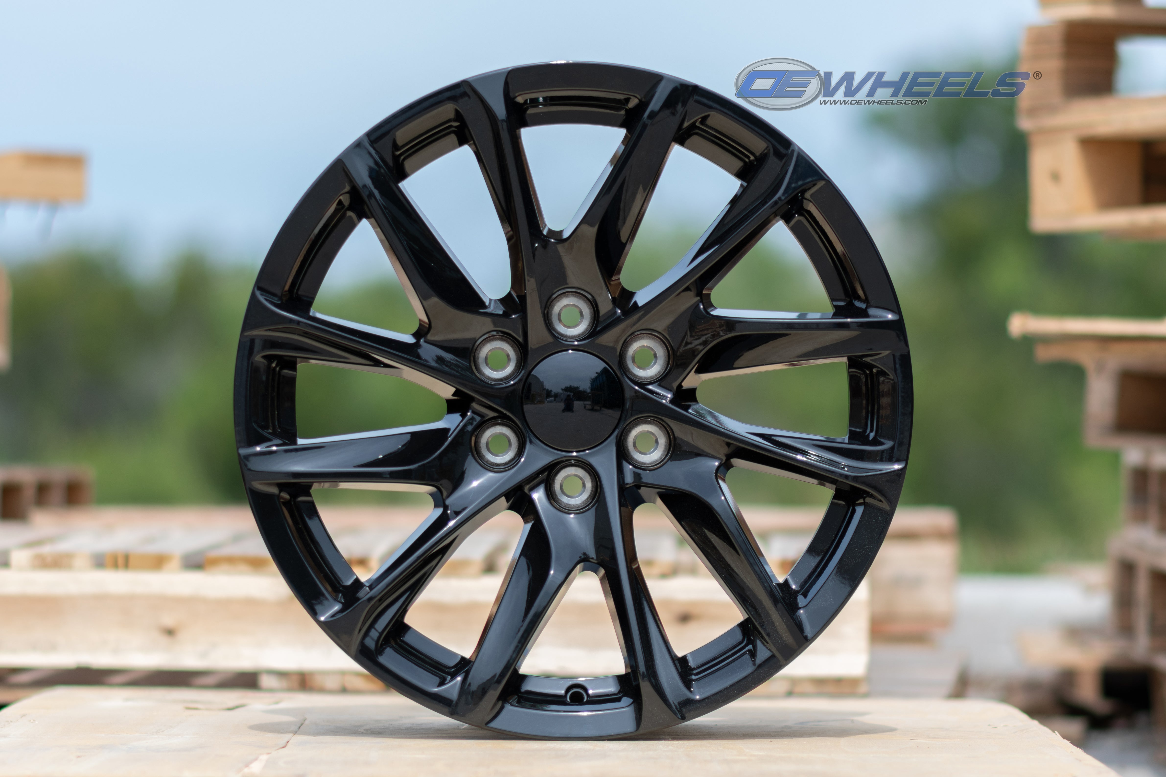 OE Wheels CA90-20090-6550-28B 20" Replica fits Cadillac Escalade Gloss Black