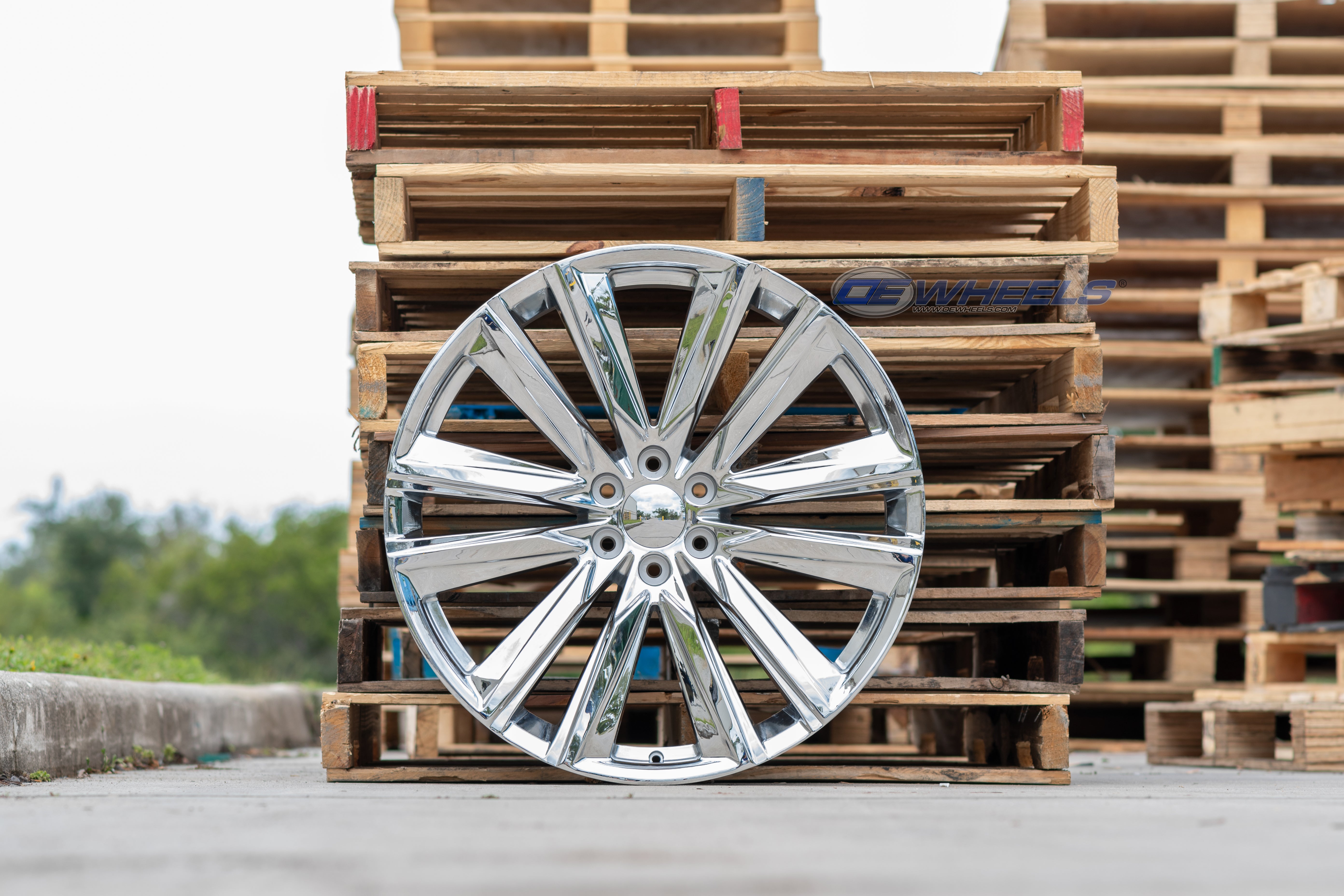 OE Wheels CA91-26100-6550-28C 26" Replica fits Cadillac Escalade - Chrome 26x10