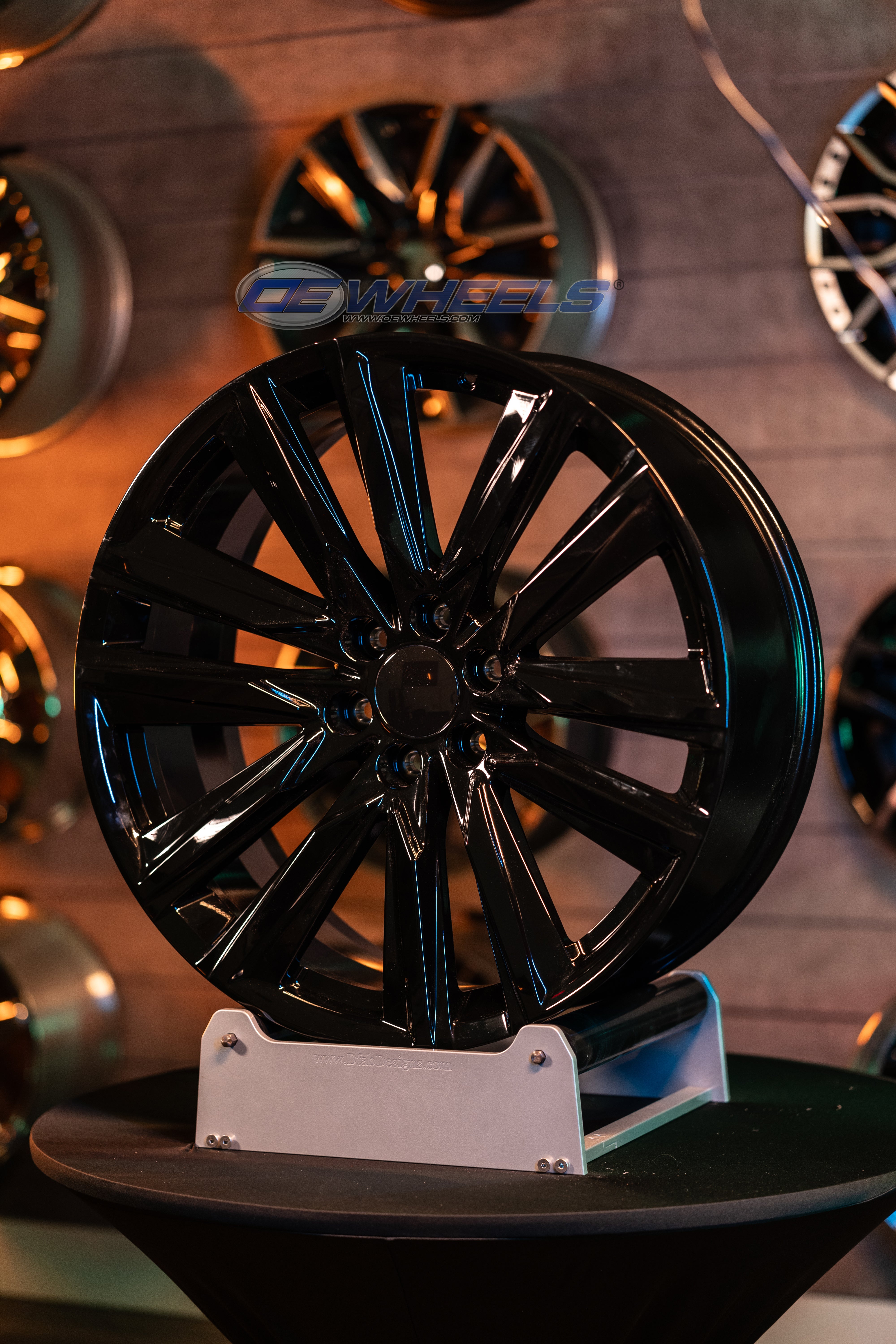 OE Wheels CA91-24100-6550-28B 24" Replica fits Cadillac Escalade Gloss Black