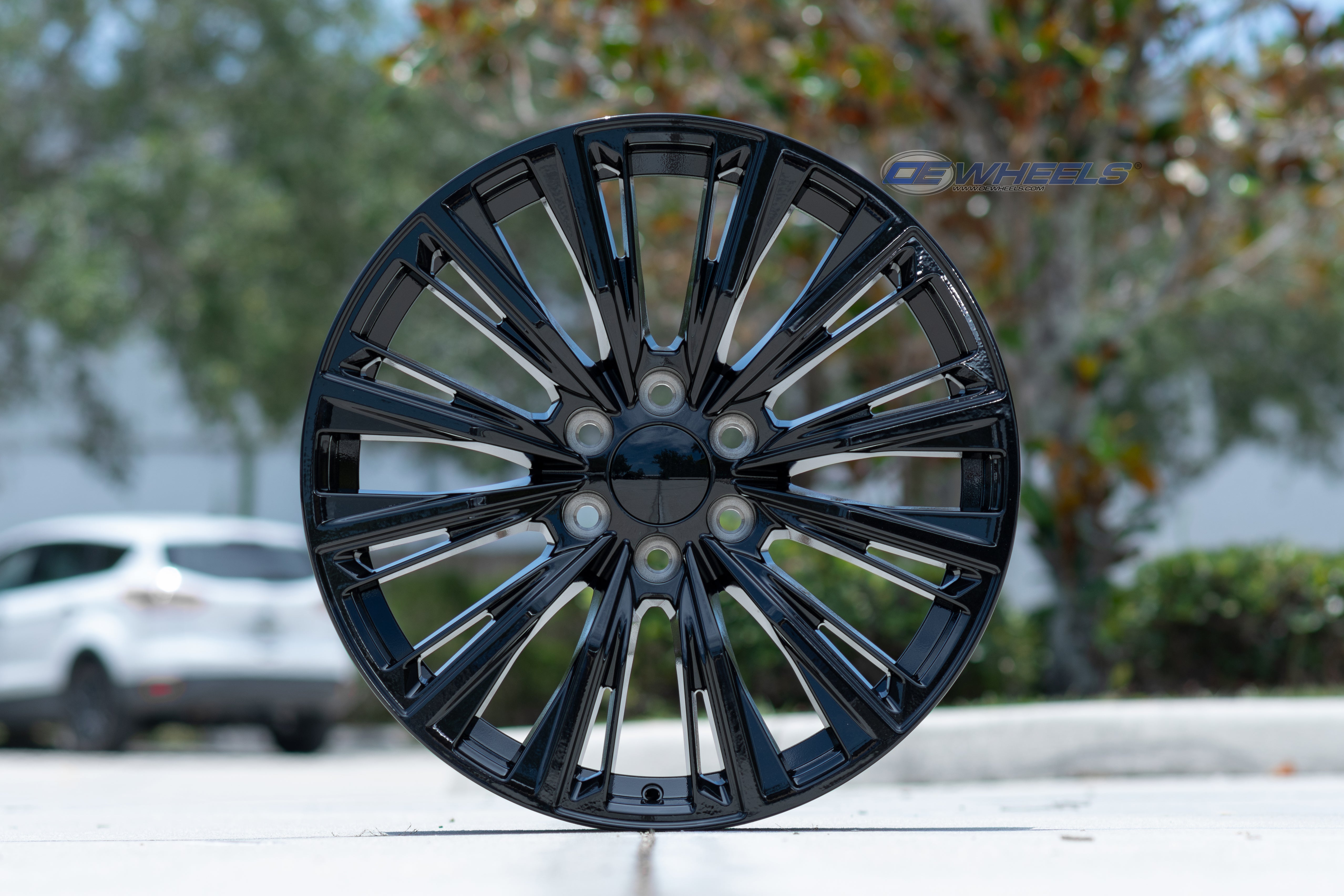 OE Wheels CA93-22090-6550-28B 22" Replica fits Cadillac Escalade Gloss Black