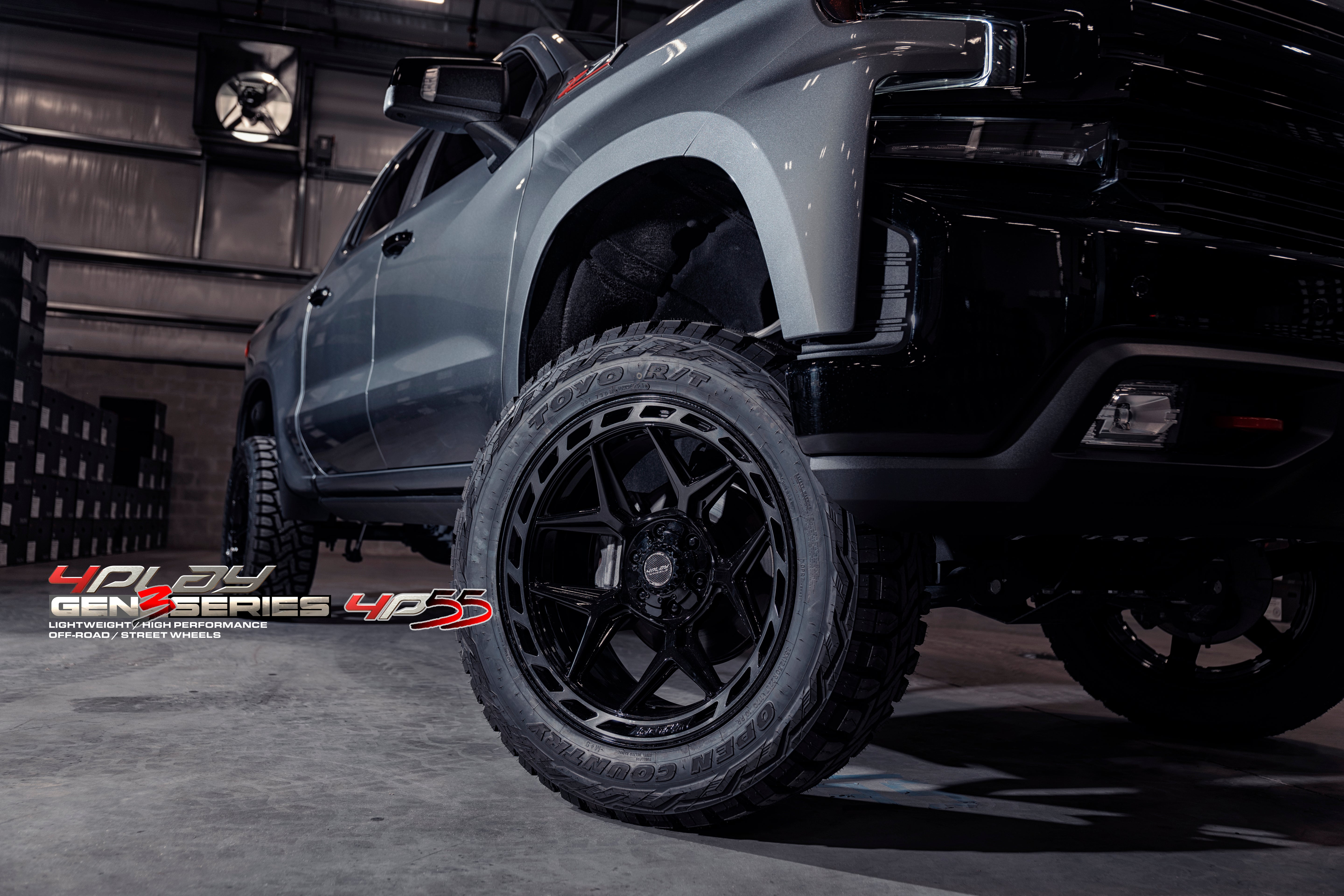 4PLAY 4P55-22100-6D55-18BBT Gen3 22x10 6x135mm & 6x5.5" -18et in Brushed Black