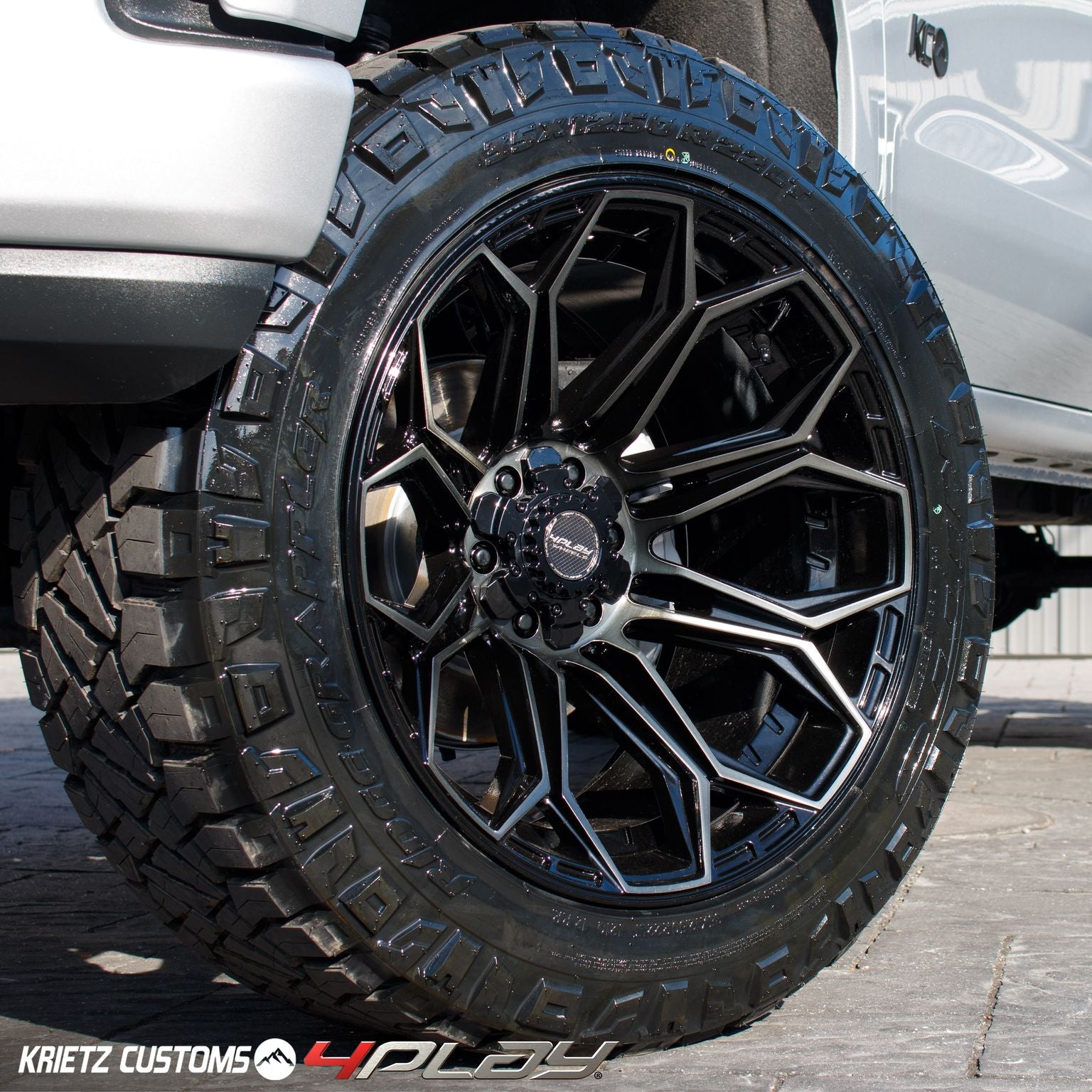 4PLAY 4P83-20090-6D55-0BBT Gen3 20x9 6x135mm & 6x5.5" +0et in Brushed Black