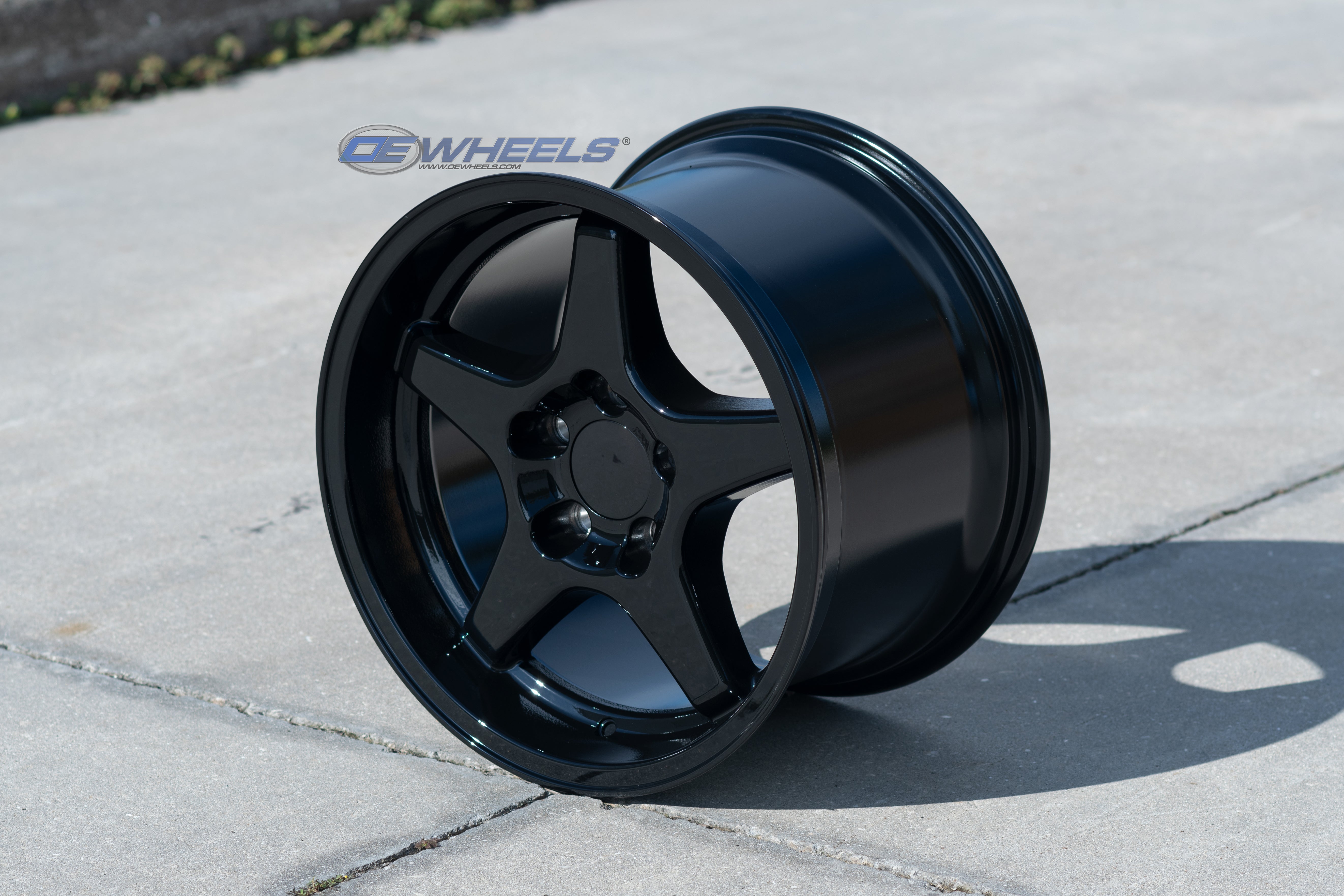 OE Wheels CV01-17110-5475-50B 17" Replica fits Chevrolet Corvette ZR1 Gloss Blk